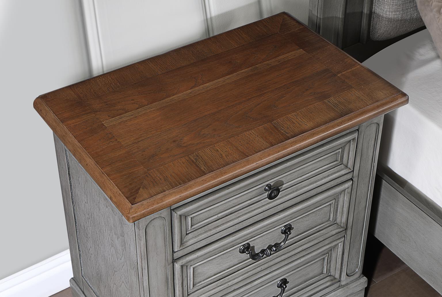 King Bed - Dresser - Mirror — photo 8