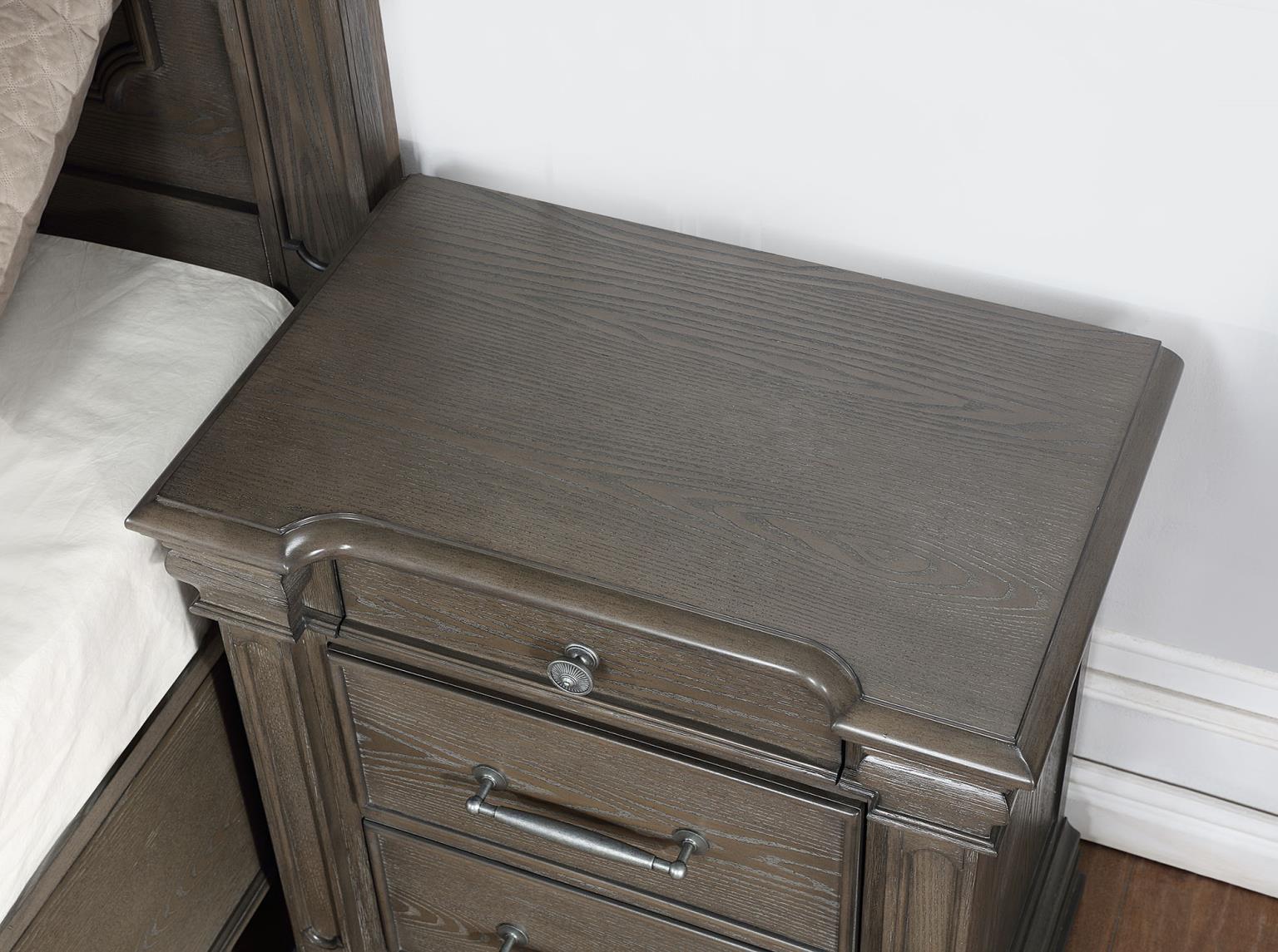 King Bed Frame - Dresser - Mirror - Chest - Nightstand — photo 13