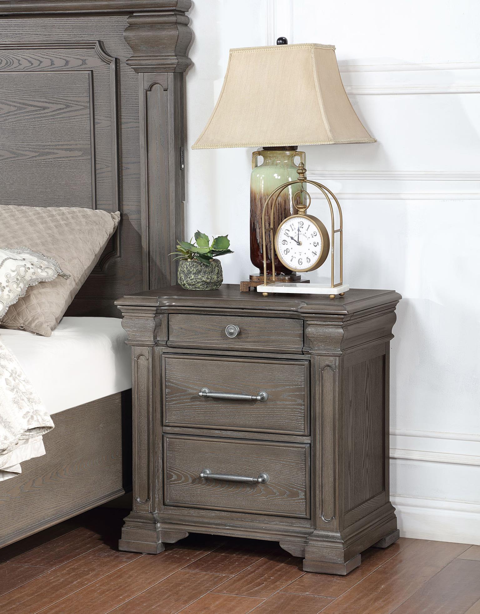 King Bed Frame - Dresser - Mirror - Chest - Nightstand — photo 15