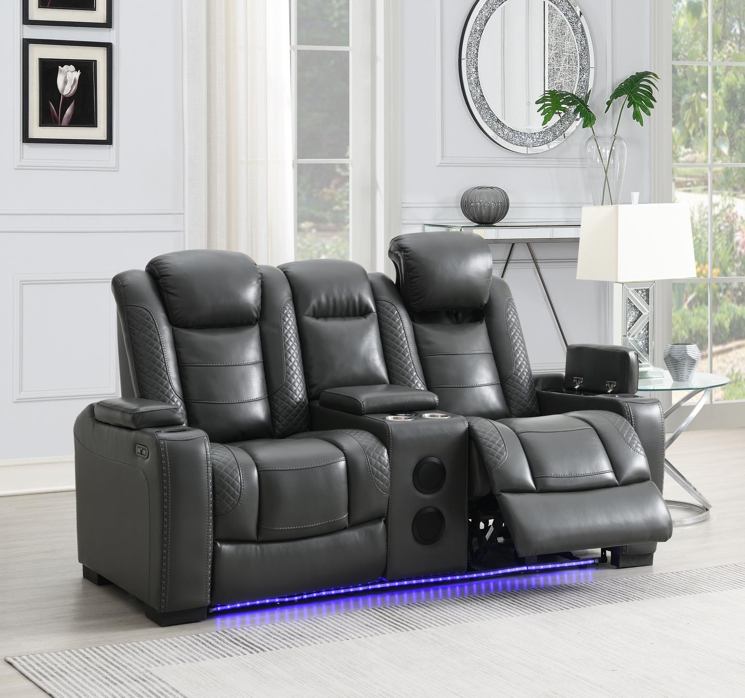 Power Reclining — photo 10
