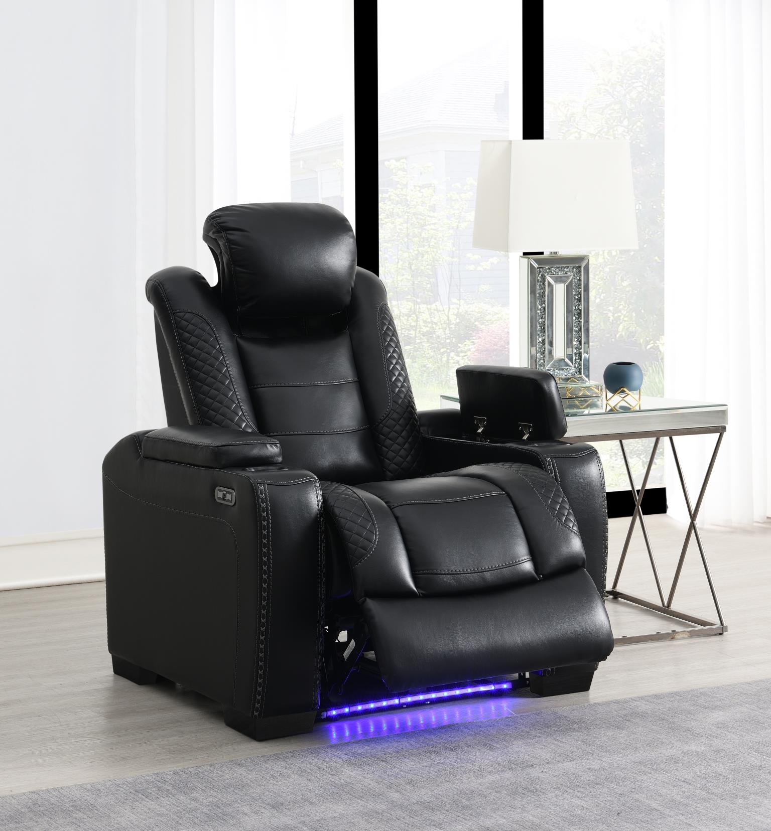Power Reclining — photo 14