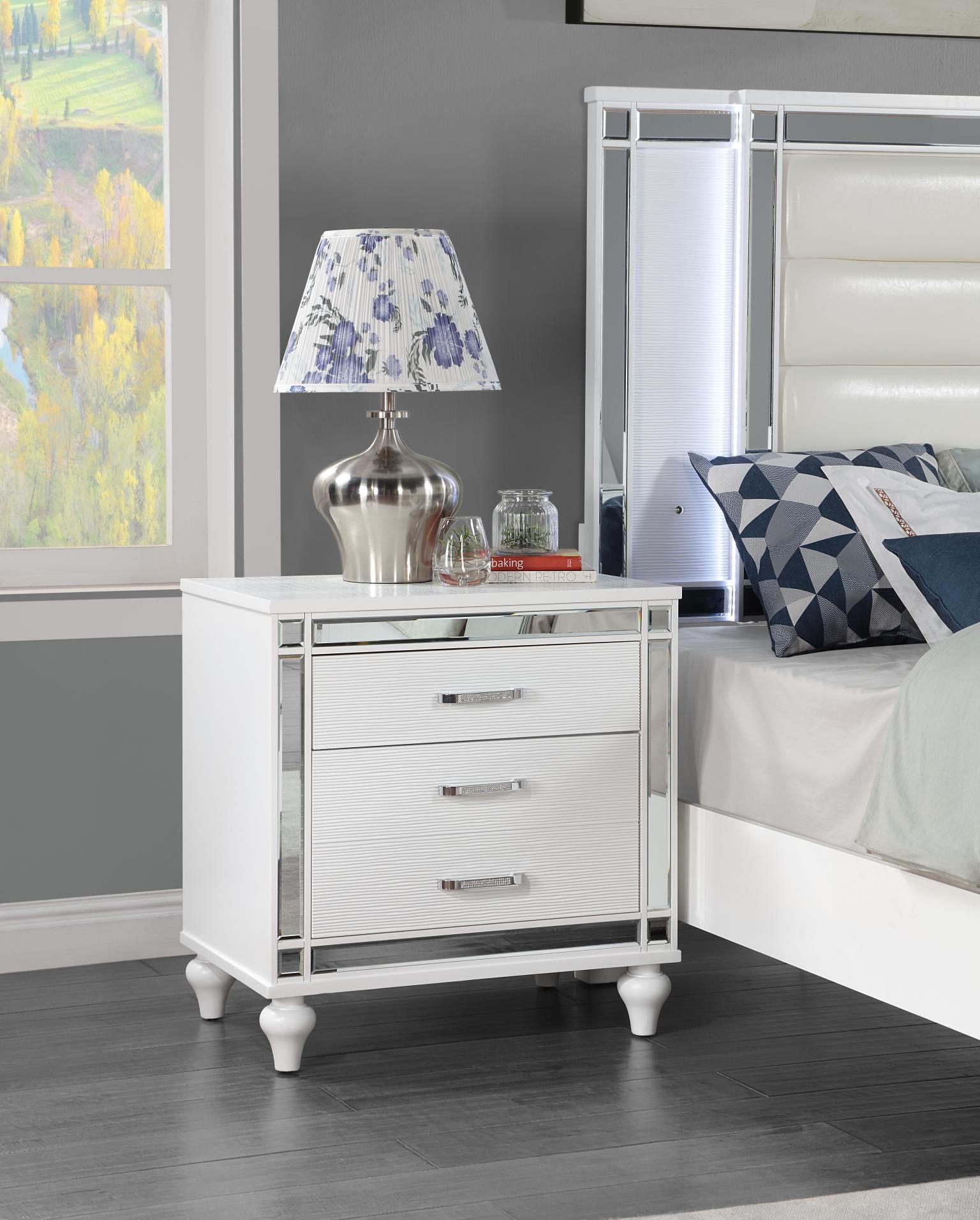 King Bed Frame - Dresser - Mirror - Chest - Nightstand — photo 7