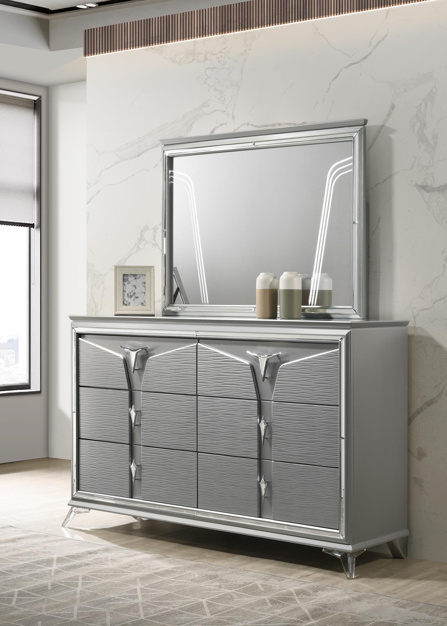 King Bed Frame - Dresser - Mirror - Chest - Nightstand — photo 5