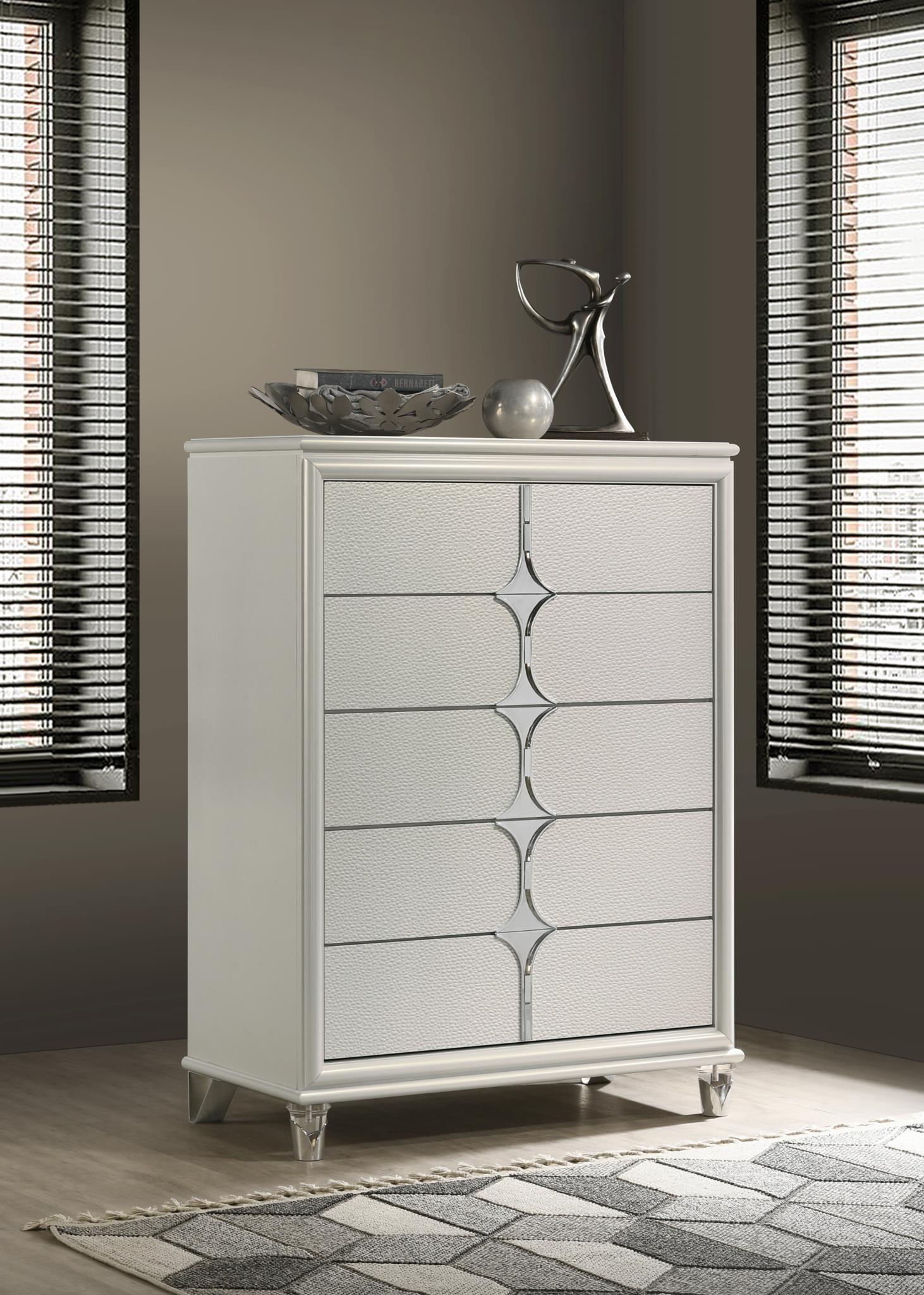 King Bed Frame - Dresser - Mirror - Chest - Nightstand — photo 7