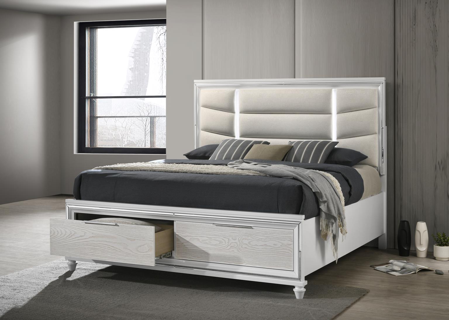 King Bed Frame - Dresser - Mirror - Chest - Nightstand — photo 2