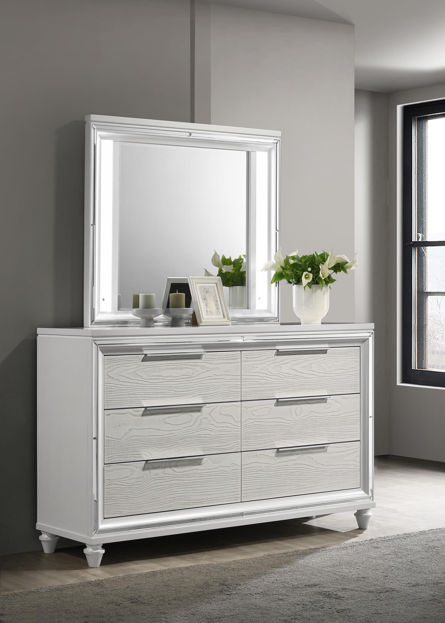 King Bed Frame - Dresser - Mirror - Chest - Nightstand — photo 4