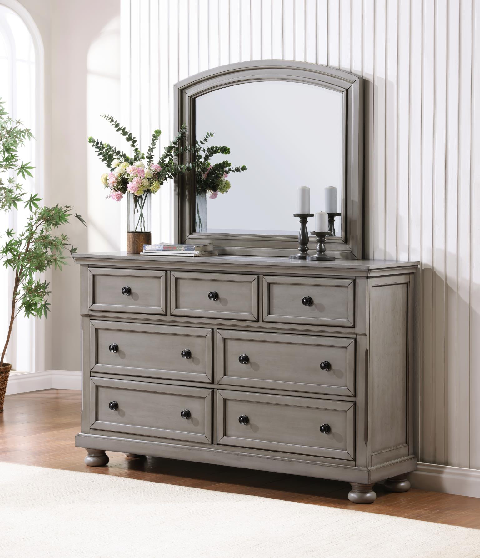 King Bed Frame - Dresser - Mirror - Chest - Nightstand — photo 4