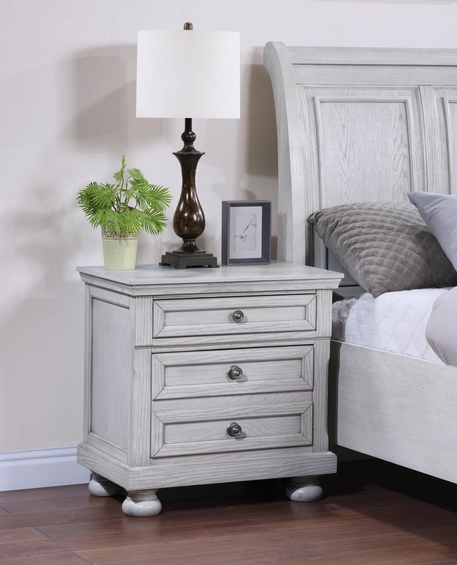 King Bed Frame - Dresser - Mirror - Chest - Nightstand — photo 8