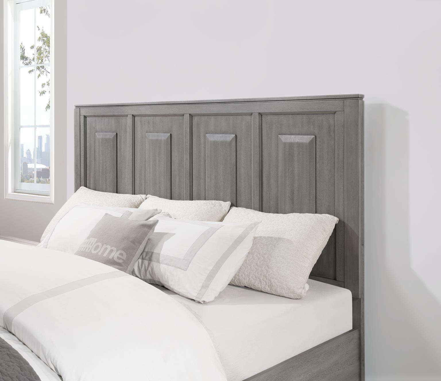King Bed Frame - Dresser - Mirror - Chest - Nightstand — photo 3
