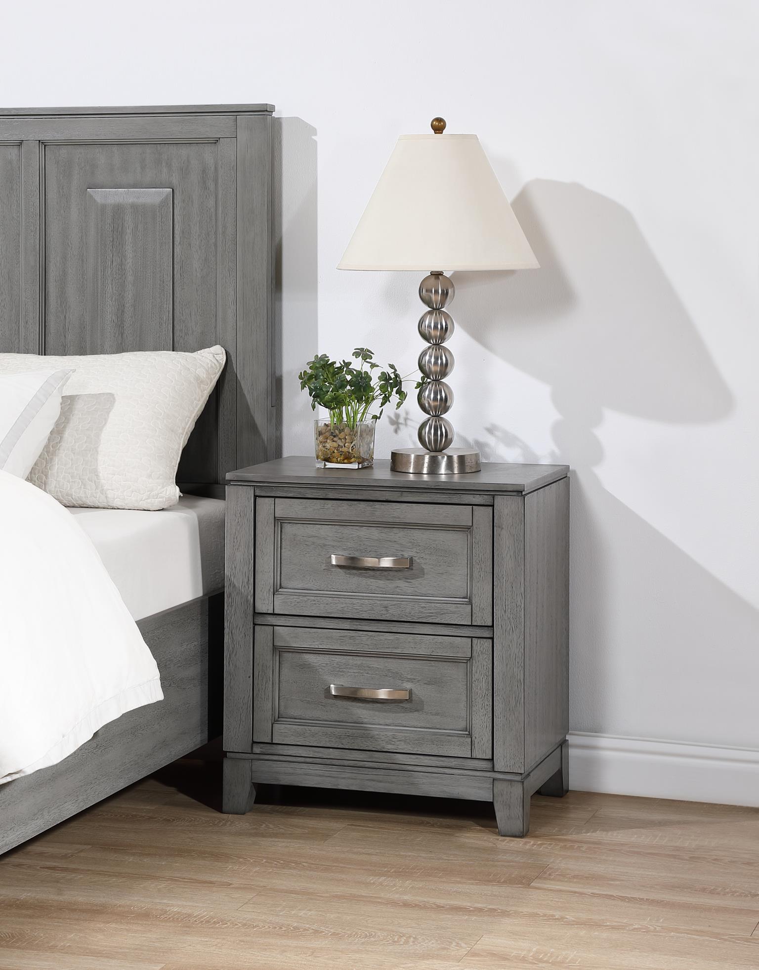 King Bed Frame - Dresser - Mirror - Chest - Nightstand — photo 9