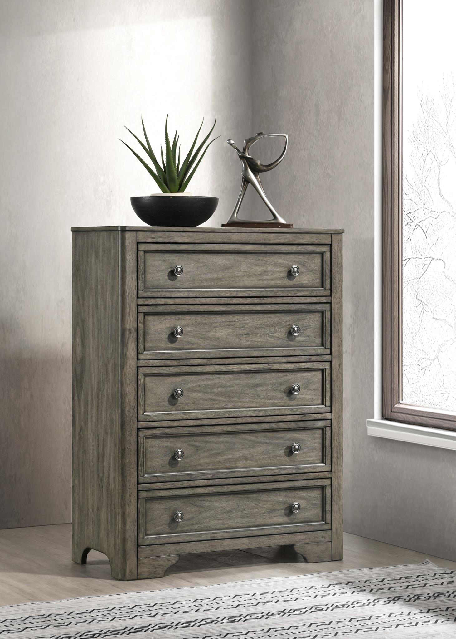 King Bed Frame - Dresser - Mirror - Chest - Nightstand — photo 6