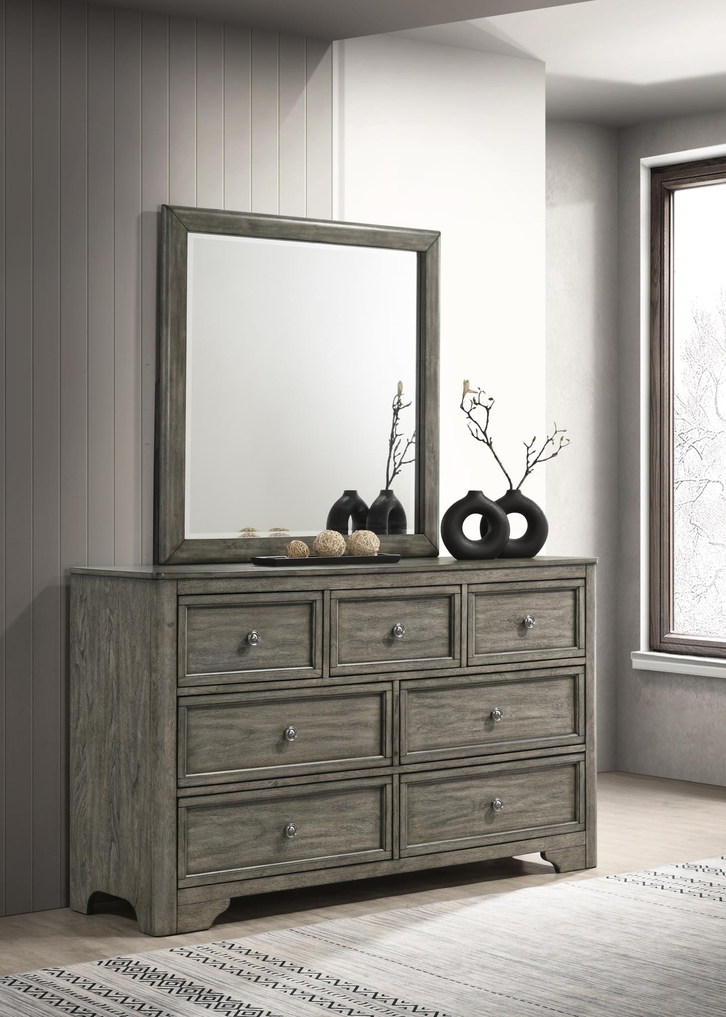 King Bed Frame - Dresser - Mirror - Chest - Nightstand — photo 4