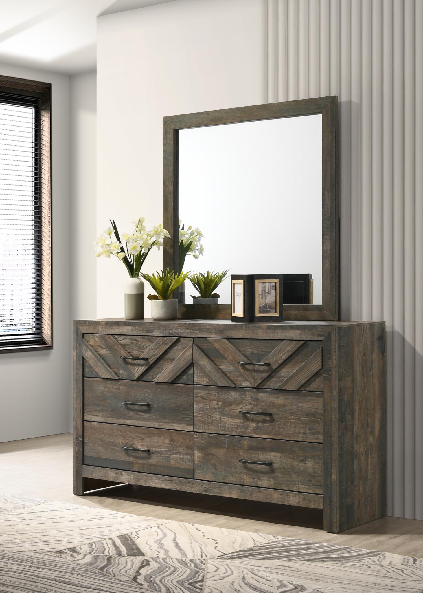 King Bed Frame - Dresser - Mirror - Chest - Nightstand — photo 4