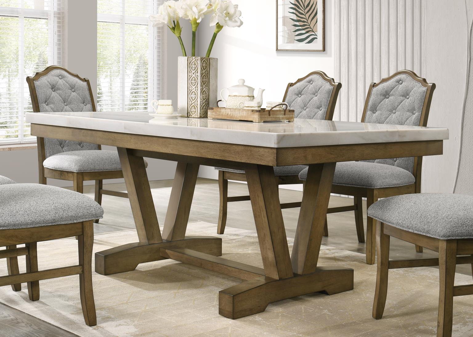 Dining Table — photo 3