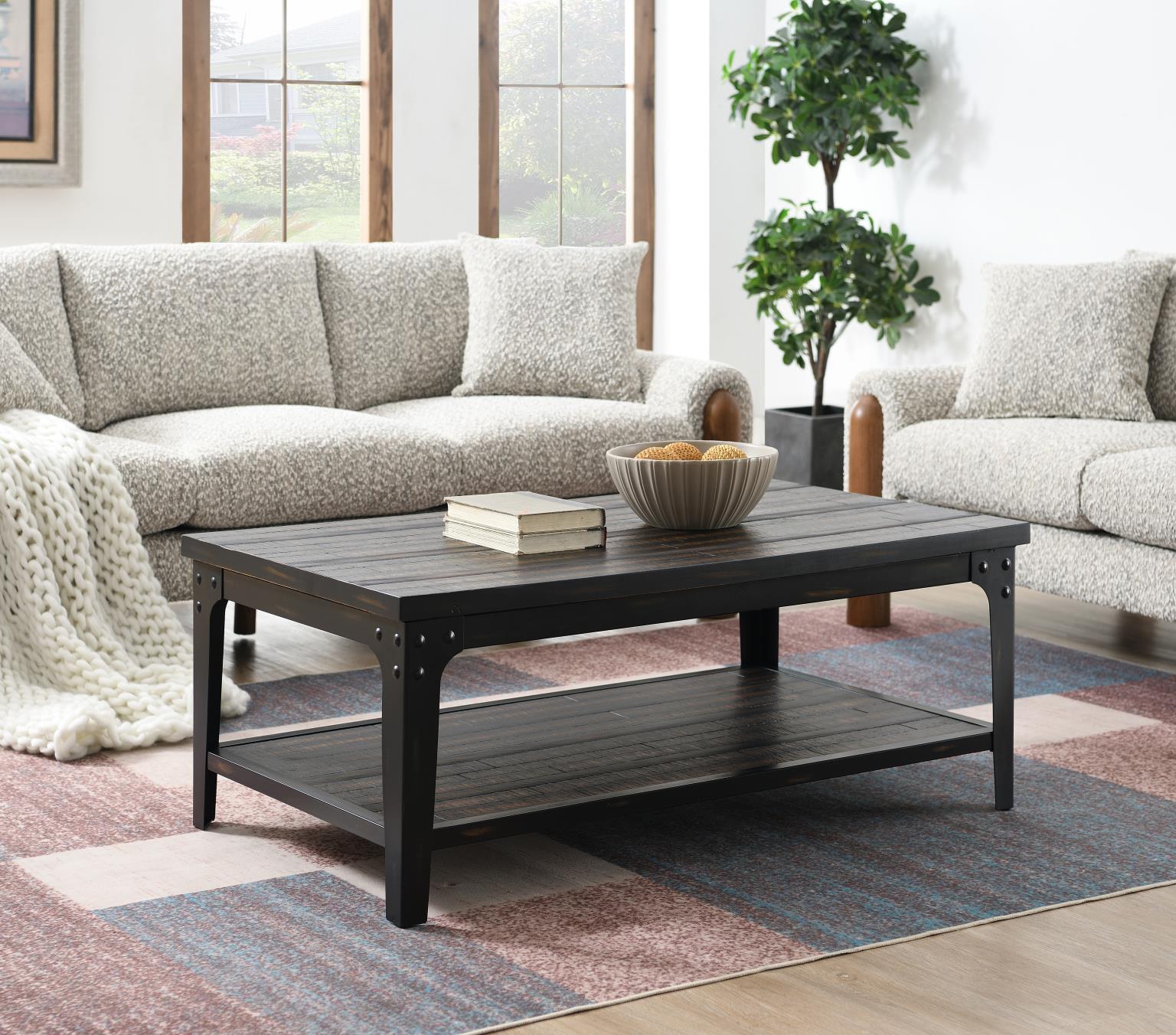 Coffee Table — photo 4
