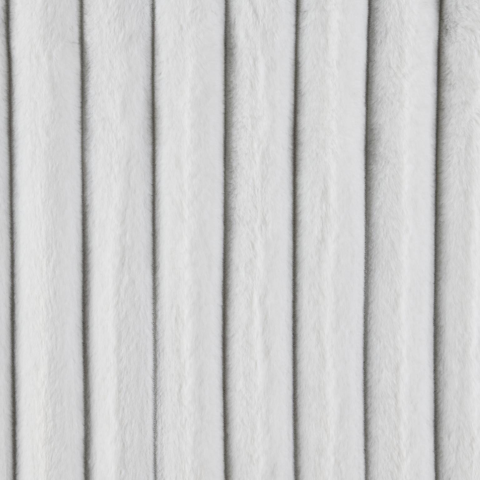 Light Gray — photo 4