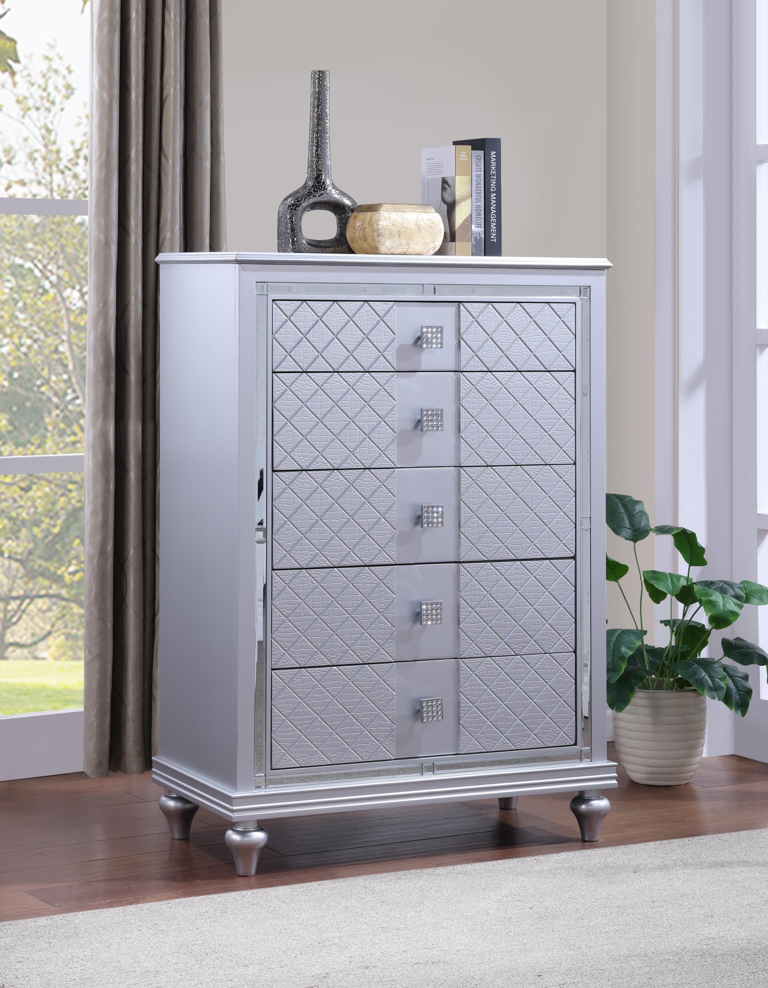 King Bed Frame - Dresser - Mirror - Chest - Nightstand — photo 9