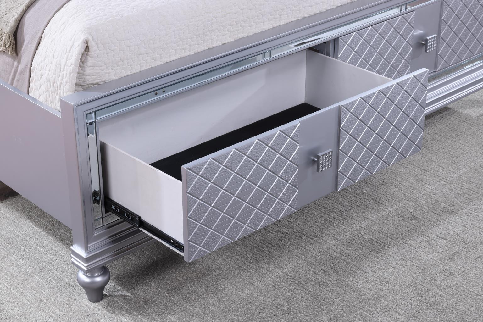 King Bed Frame - Dresser - Mirror - Chest - Nightstand — photo 13