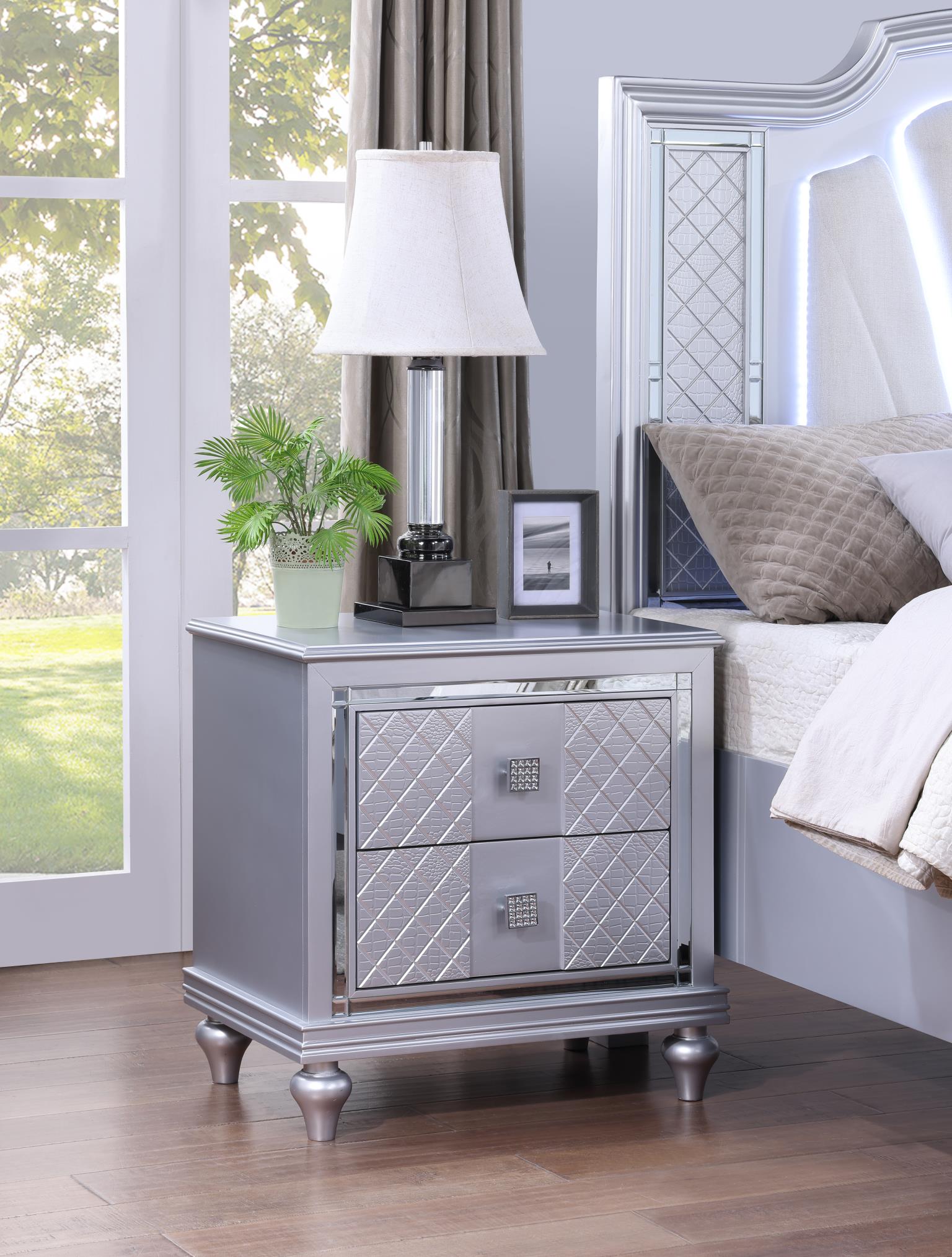 King Bed Frame - Dresser - Mirror - Chest - Nightstand — photo 11