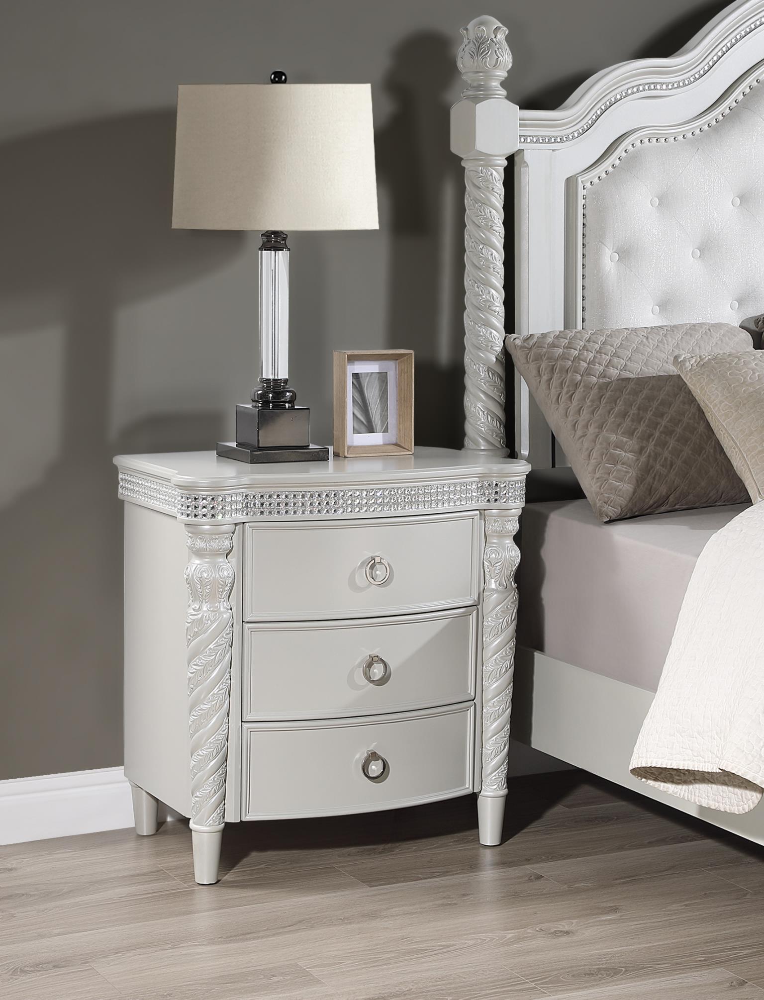 King Bed Frame - Dresser - Mirror - Chest - Nightstand — photo 8