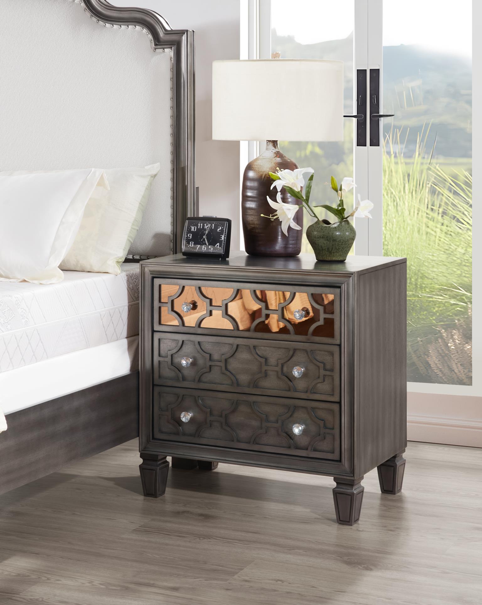 King Bed Frame - Dresser - Mirror - Chest - Nightstand — photo 11