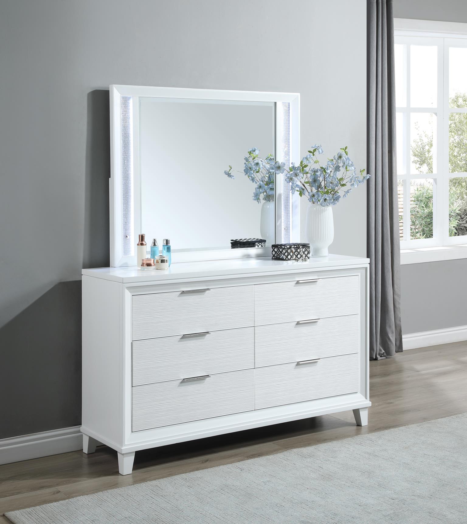 King Bed Frame - Dresser - Mirror - Chest - Nightstand — photo 8