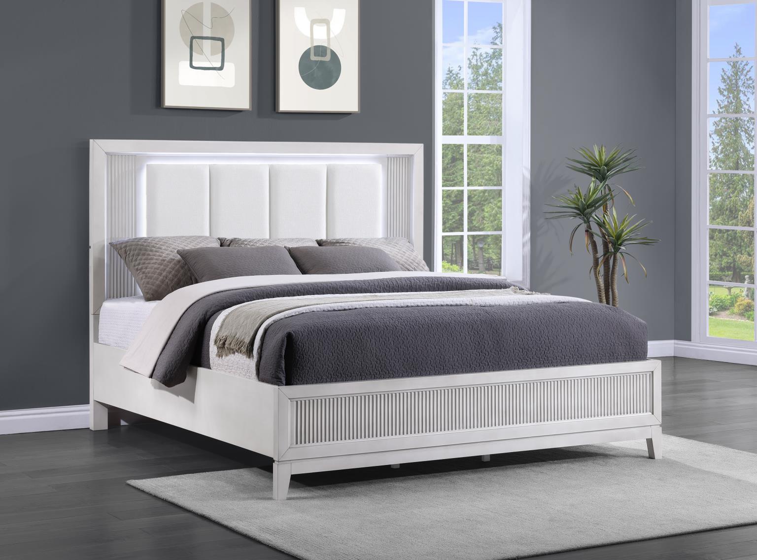 King Bed Frame - Dresser - Mirror - Chest - Nightstand — photo 10
