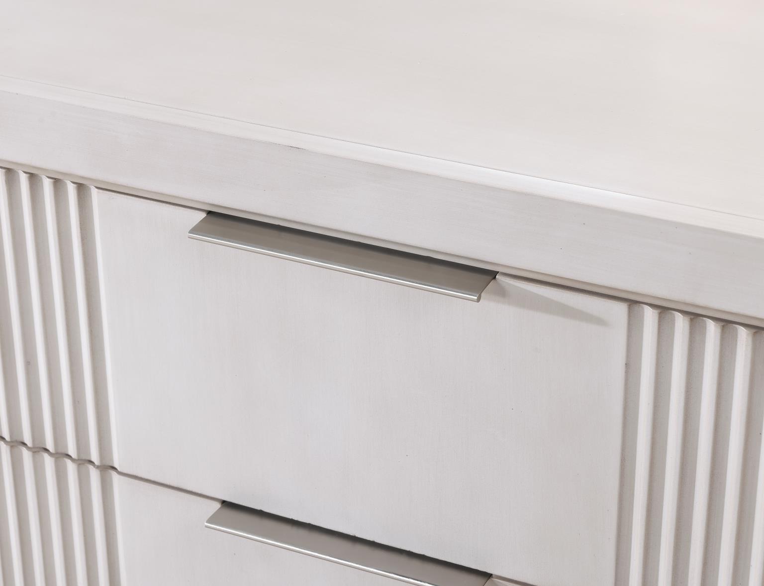 King Bed Frame - Dresser - Mirror - Chest - Nightstand — photo 8