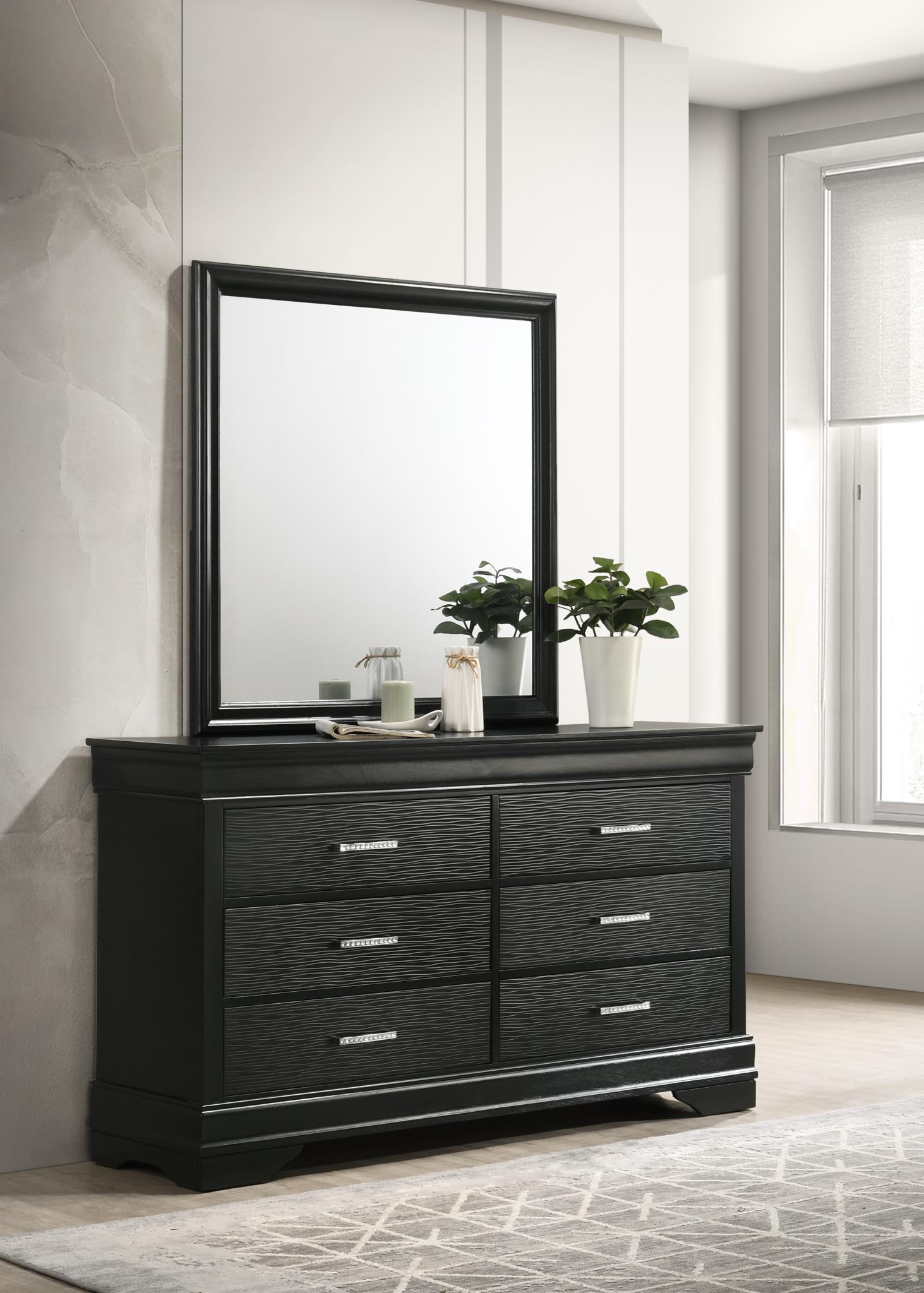 King Bed Frame - Dresser - Mirror - Chest - Nightstand — photo 7