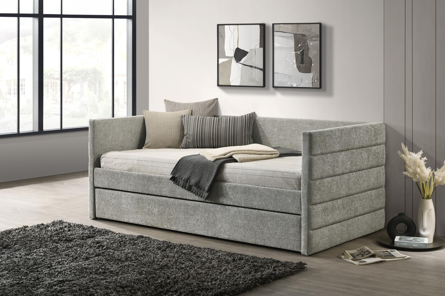 Slate Daybed — photo 2