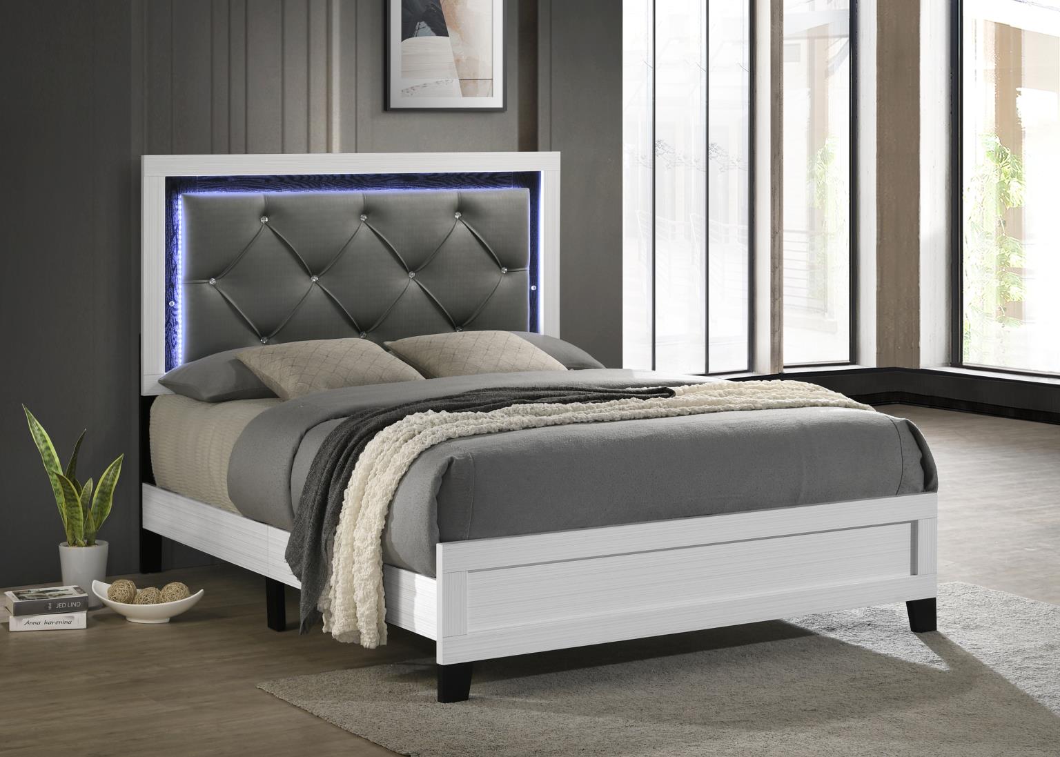 King Bed Frame - Dresser - Mirror - Chest - Nightstand — photo 7