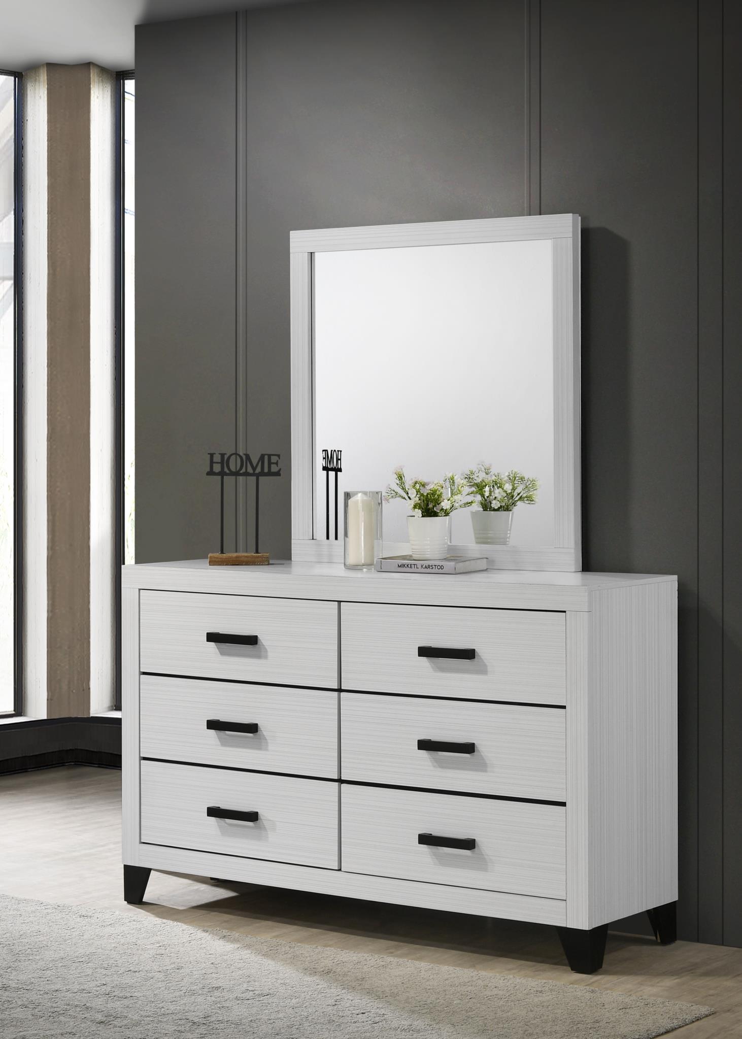 King Bed Frame - Dresser - Mirror - Chest - Nightstand — photo 2