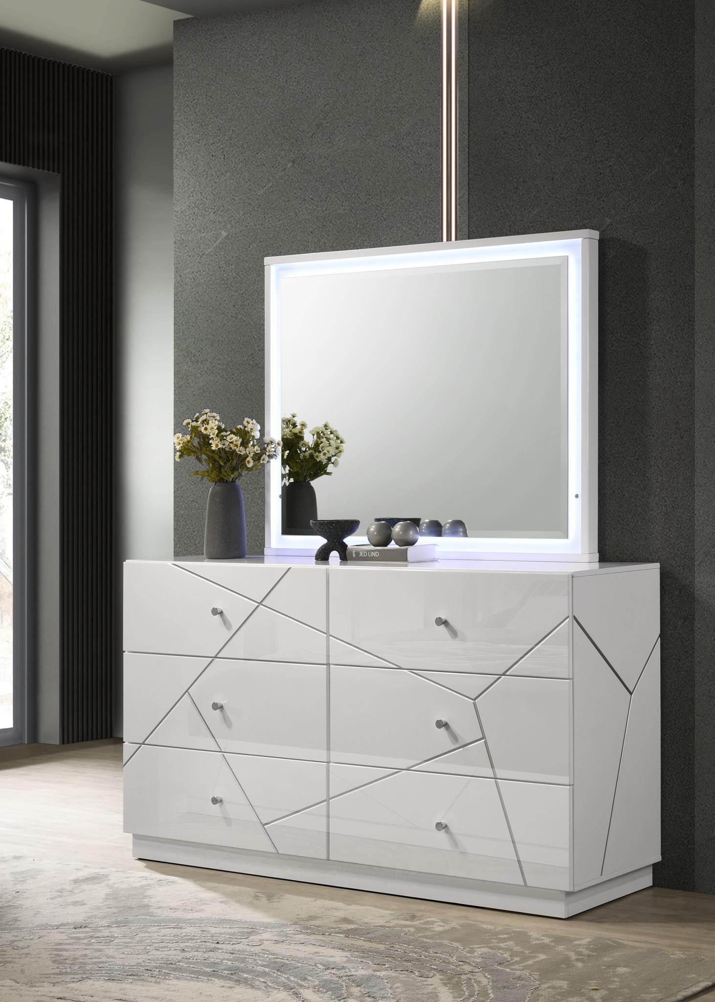 King Bed Frame - Dresser - Mirror - Chest - Nightstand — photo 3