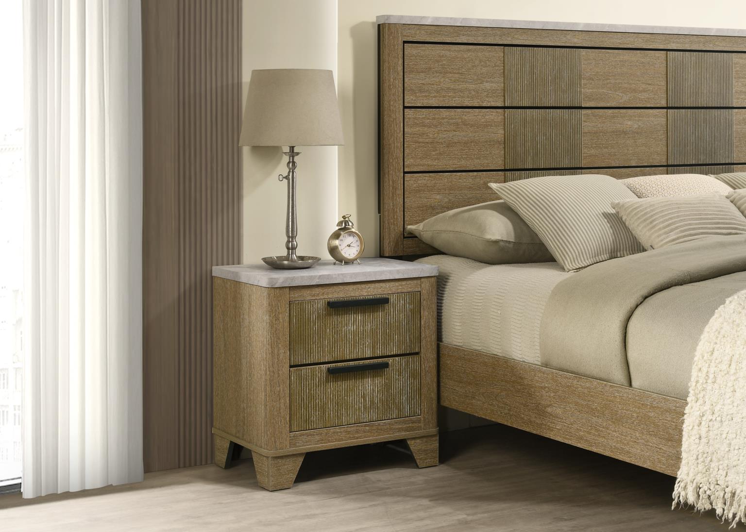 King Bed Frame - Dresser - Mirror - Chest - Nightstand — photo 5