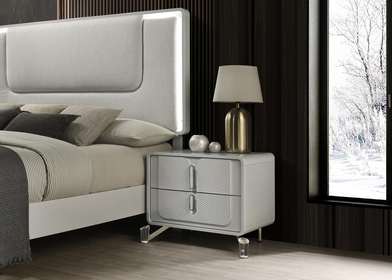King Bed Frame - Dresser - Mirror - Chest - Nightstand — photo 6