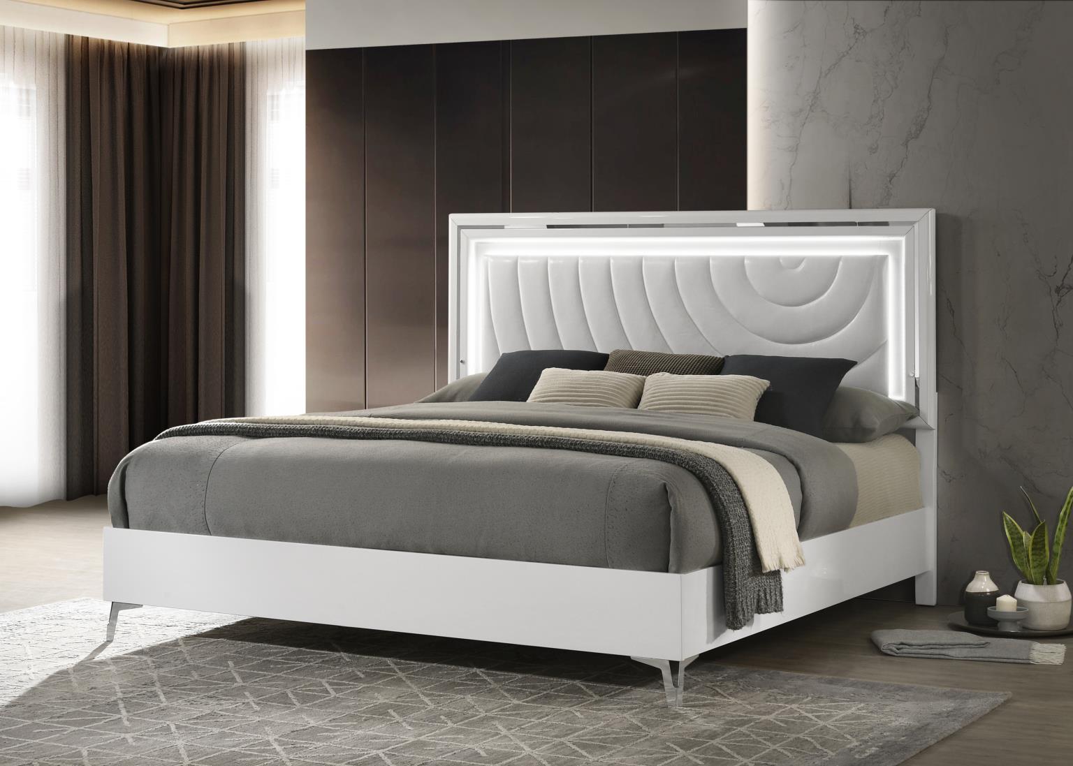 King Bed Frame - Dresser - Mirror - Chest - Nightstand — photo 2