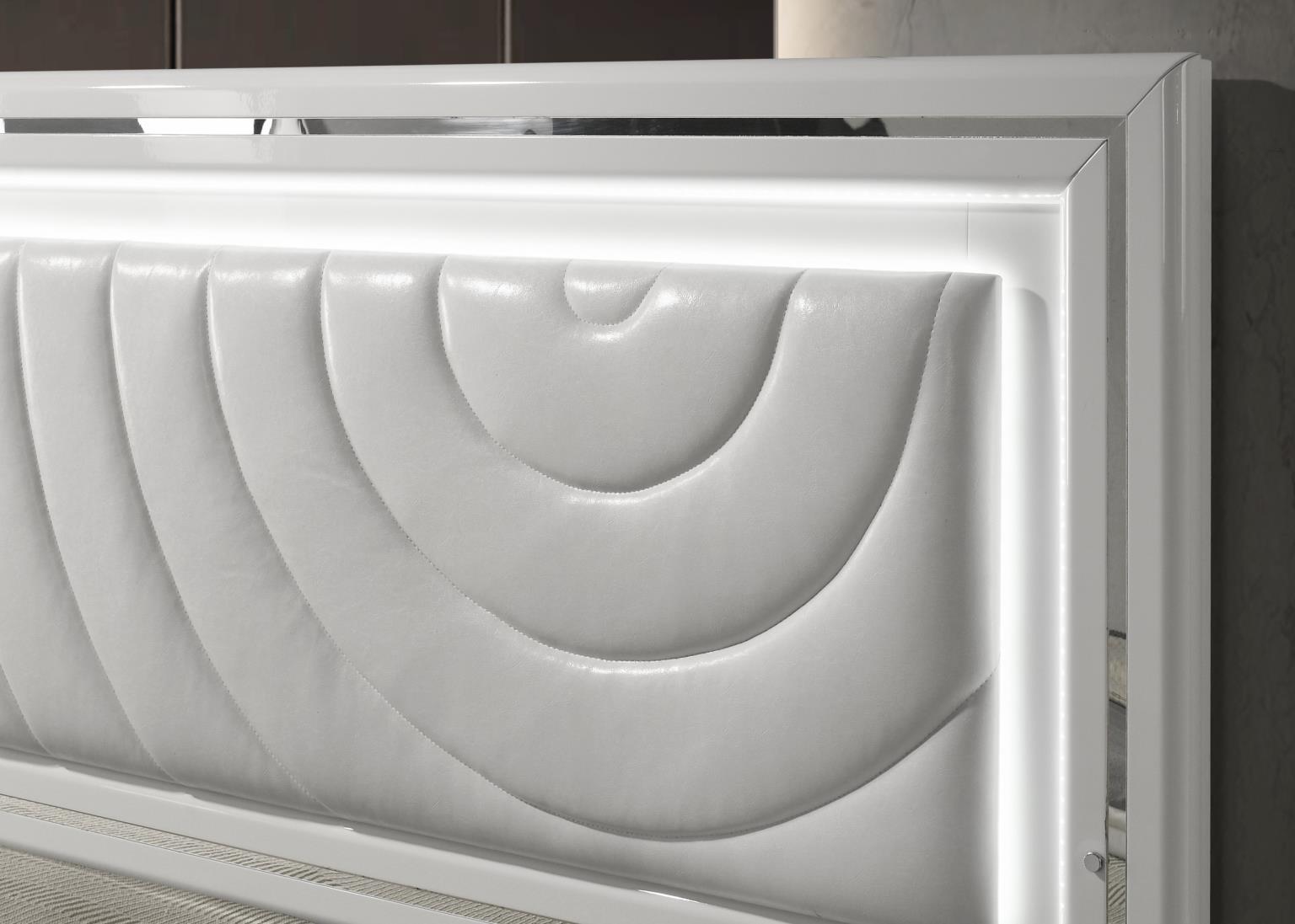 King Bed Frame - Dresser - Mirror - Chest - Nightstand — photo 6