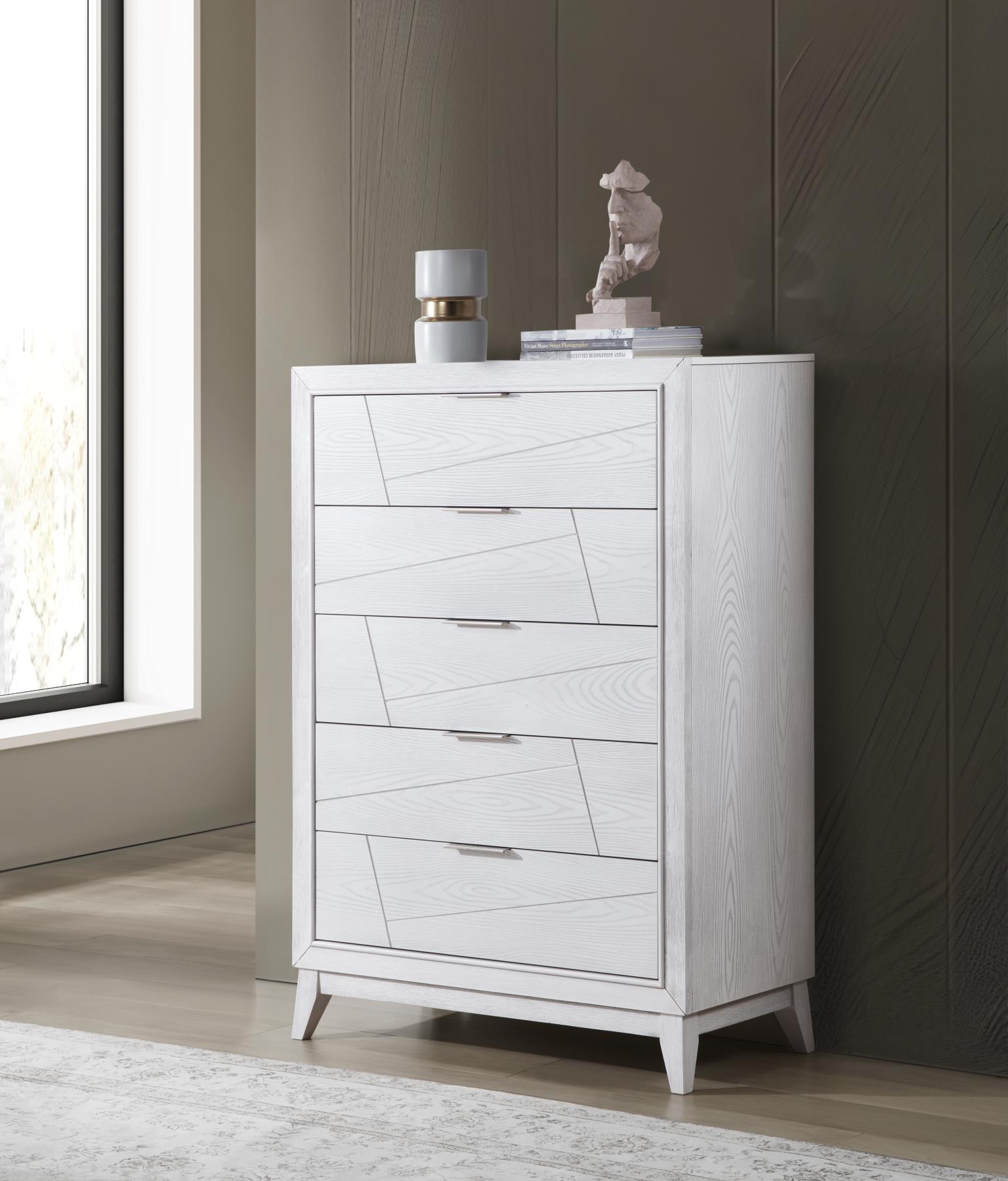 King Bed Frame - Dresser - Mirror - Chest - Nightstand — photo 4