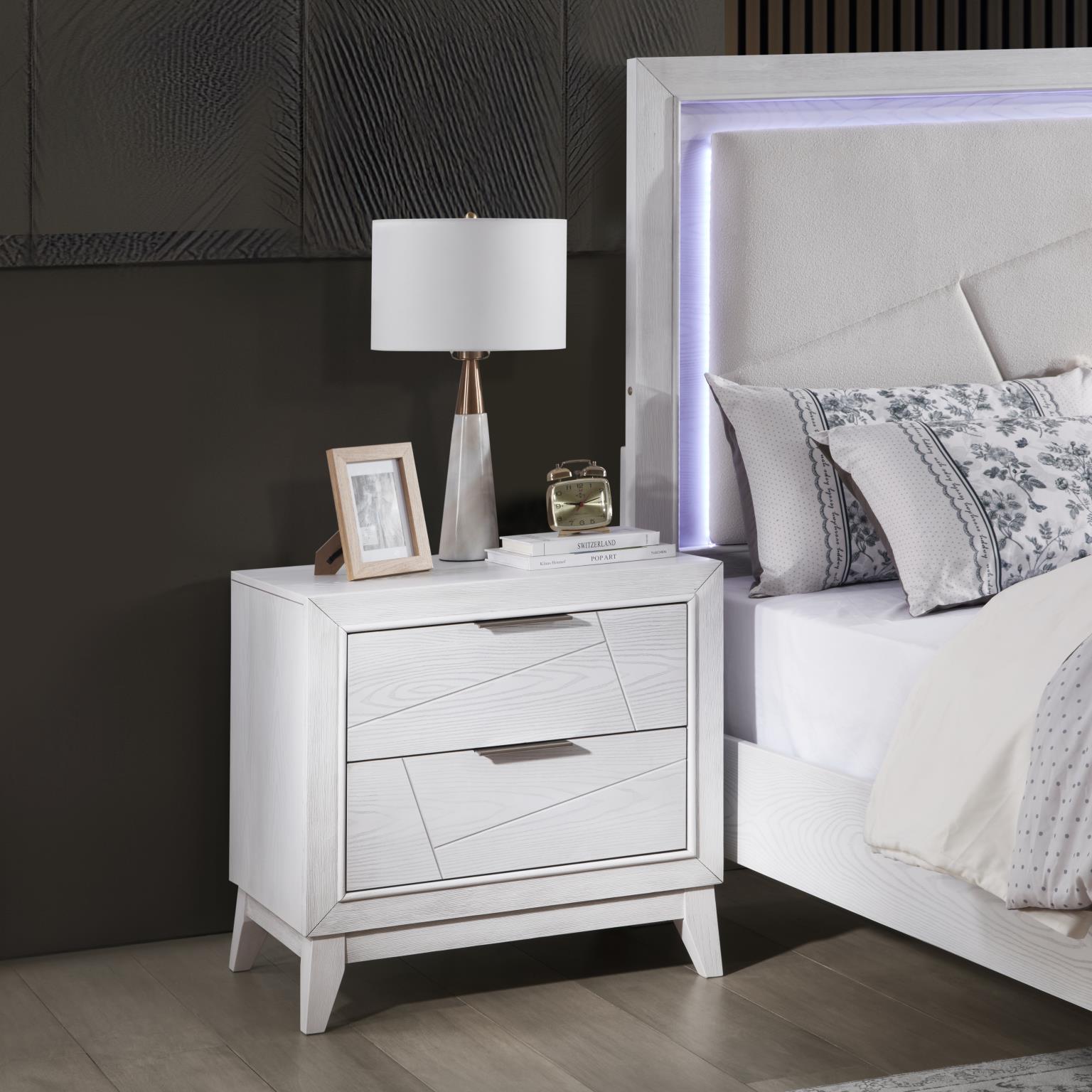 King Bed Frame - Dresser - Mirror - Chest - Nightstand — photo 5