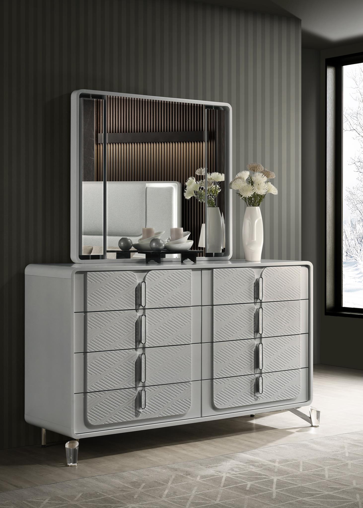 King Bed Frame - Dresser - Mirror - Chest - Nightstand — photo 3