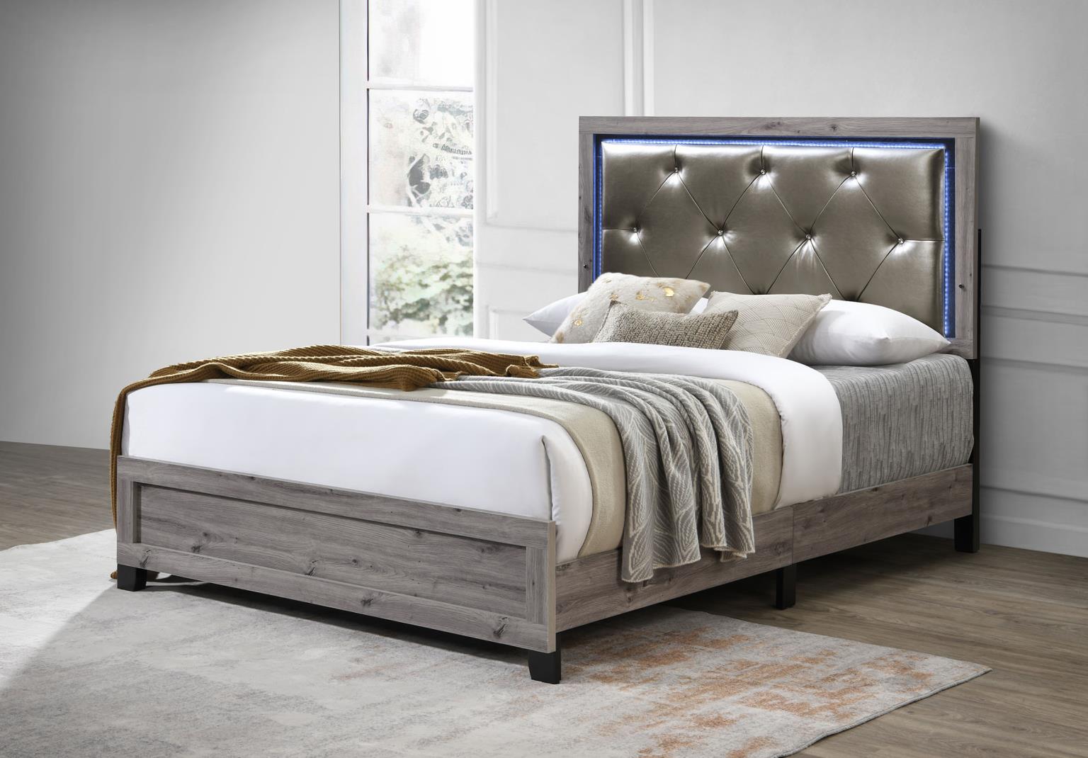 King Bed Frame - Dresser - Mirror - Chest - Nightstand — photo 2
