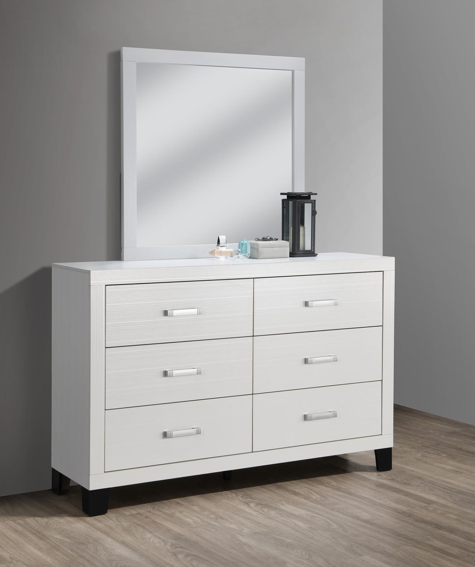 White Chest — photo 4